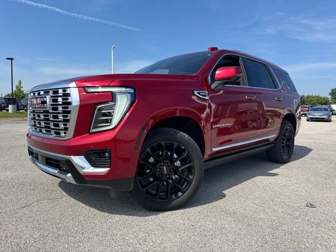 Used 2025 GMC Yukon Denali w/ Denali Reserve Package AWD/4WD image 1
