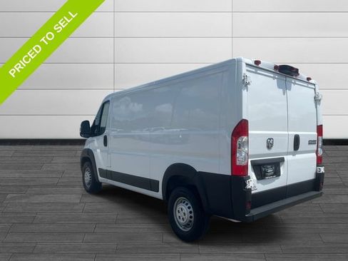 Used 2025 RAM ProMaster 2500 w/ Convenience Group FWD image 5