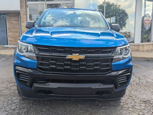 Used 2022 Chevrolet Colorado W/T w/ WT Convenience Package AWD/4WD image 2