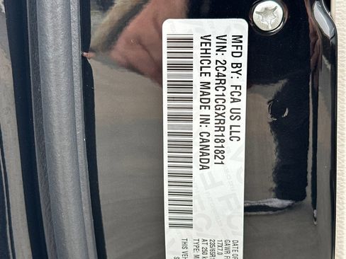 Used 2024 Chrysler Voyager LX image 31