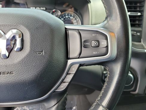 Used 2019 RAM 1500 Big Horn AWD/4WD image 25