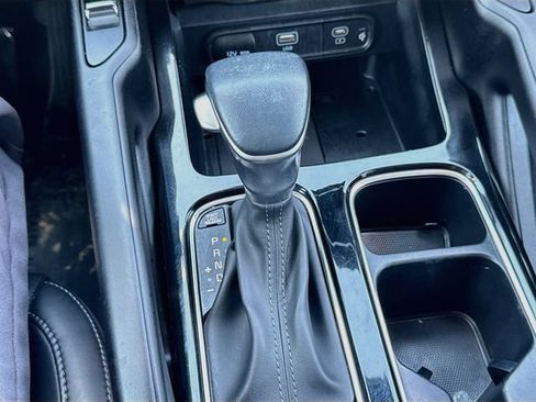 Used 2024 Kia Telluride S FWD image 17