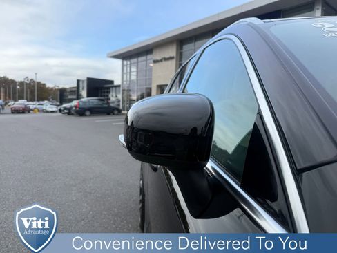 Certified 2023 Volvo XC60 B5 Ultimate image 10