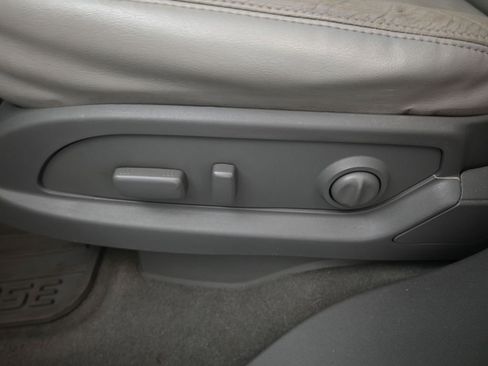 Used 2016 Chevrolet Traverse LT image 13