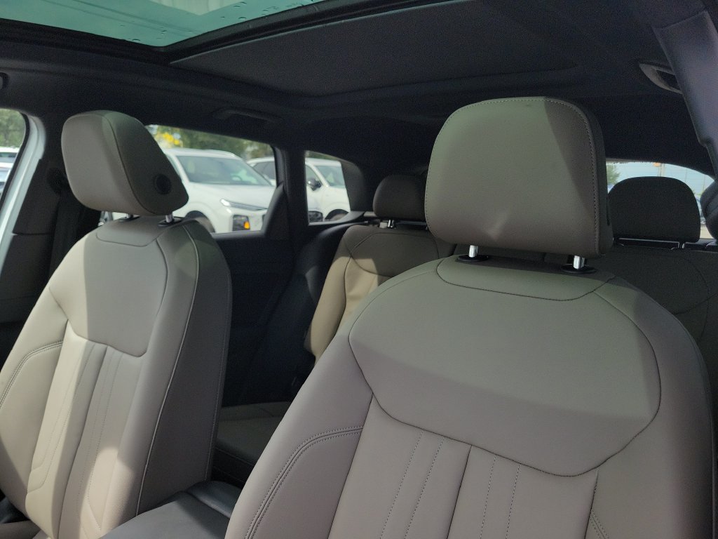 New 2026 Audi Q3 quattro 2.0T AWD/4WD image 15
