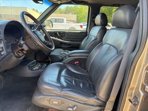 Used 1999 Chevrolet Blazer LT AWD/4WD image 10