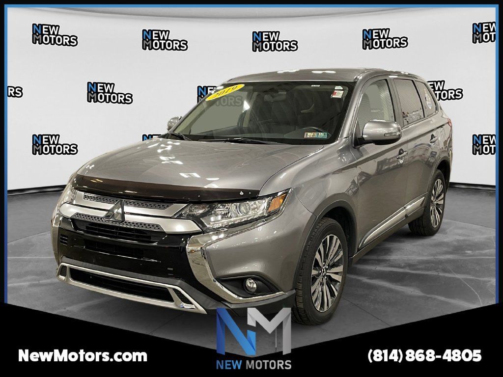 Used 2019 Mitsubishi Outlander SE AWD/4WD 360° Tour