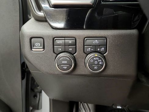 Used 2024 Chevrolet Silverado 1500 RST w/ Z71 Off-Road Package AWD/4WD image 27