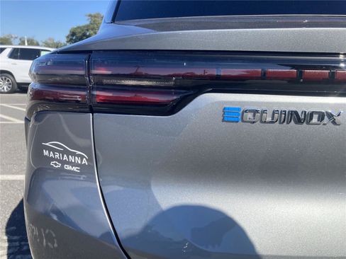 New 2026 Chevrolet Equinox EV LT w/ Comfort Package AWD/4WD image 26