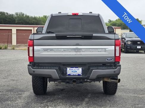 Certified 2022 Ford F250 Platinum AWD/4WD image 6