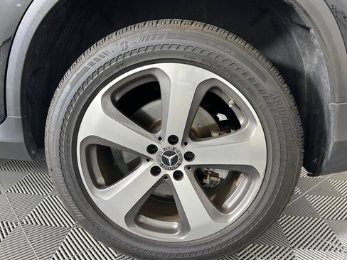 Used 2019 Mercedes-Benz GLC 300 image 10