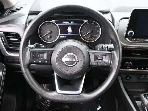 Used 2024 Nissan Rogue SV image 22
