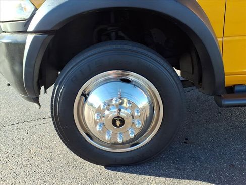 Used 2018 RAM 5500 Tradesman w/ Power & Remote Entry Group image 25