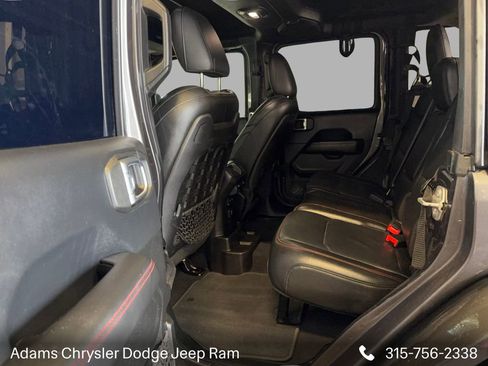 Used 2018 Jeep Wrangler Unlimited Rubicon w/ Dual Top Group image 10