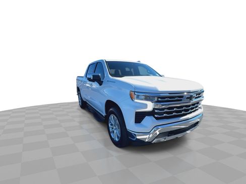 Used 2023 Chevrolet Silverado 1500 LTZ w/ Technology Package image 4