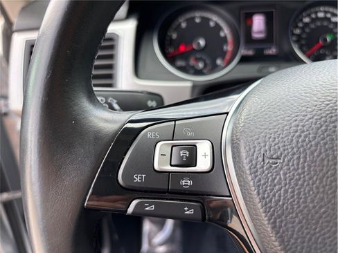 Used 2019 Volkswagen Atlas SE w/ Towing Package image 24