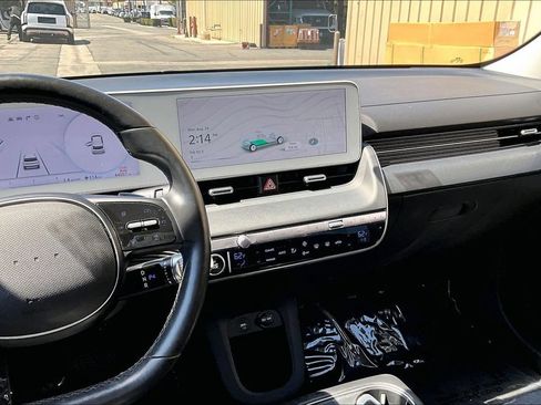 Certified 2024 Hyundai Ioniq 5 SEL RWD image 9
