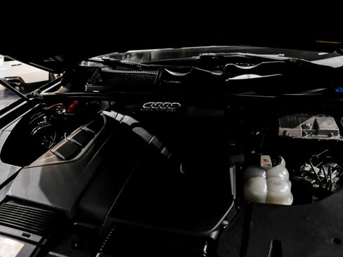 Used 2018 Audi Q7 3.0T Prestige image 41