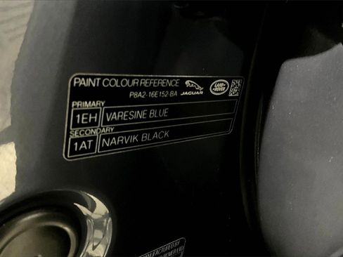 Used 2025 Land Rover Range Rover Velar Dynamic SE image 19