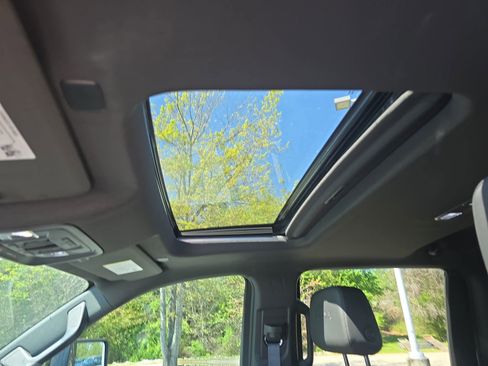 Used 2024 GMC Sierra 2500 AT4 w/ AT4 Premium Plus Package image 32