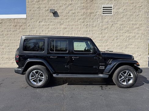 Used 2019 Jeep Wrangler Unlimited Sahara w/ LED Lighting Group image 2