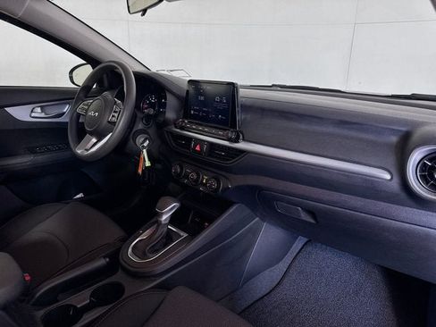 Used 2023 Kia Forte LXS w/ LXS Technology Package FWD image 25