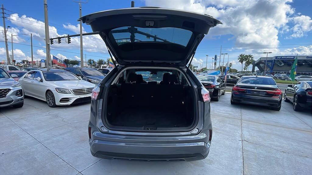 Used 2024 Ford Edge SE w/ Black Appearance Package AWD/4WD image 12