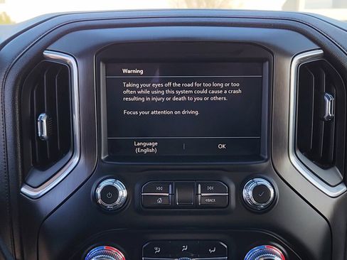 Used 2022 GMC Sierra 1500 AT4 w/ AT4 Preferred Package image 15