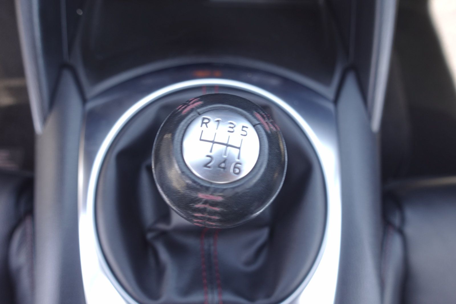 Used 2016 MAZDA MX-5 Miata Grand Touring RWD image 25