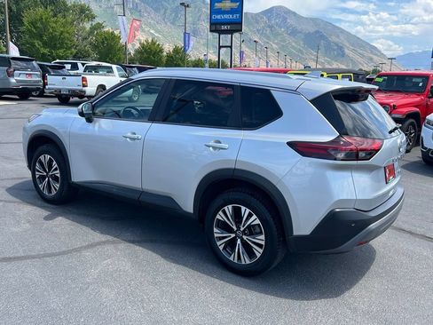 Used 2023 Nissan Rogue SV w/ SV Premium Package AWD/4WD image 12