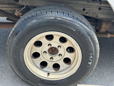 Used 2004 Ford F150 XL RWD image 10