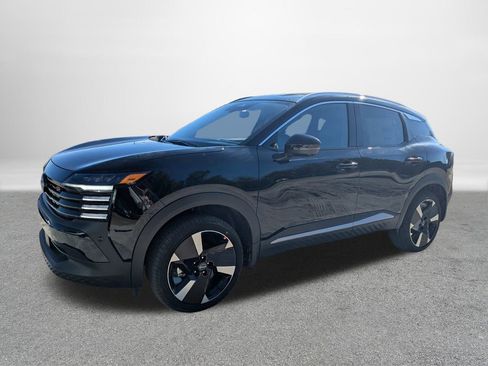 New 2026 Nissan Kicks SR image 7