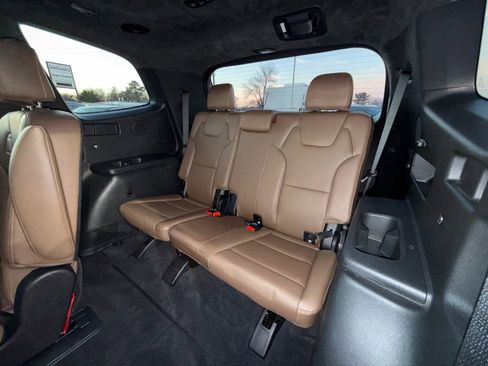 Certified 2021 Kia Telluride SX w/ SX Prestige Package image 27