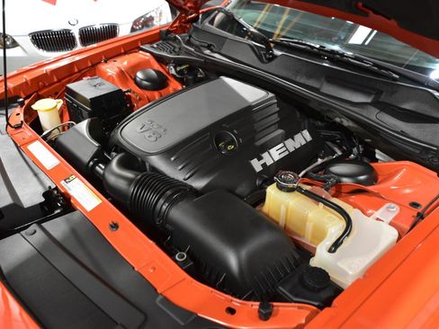 Used 2009 Dodge Challenger R/T RWD image 40
