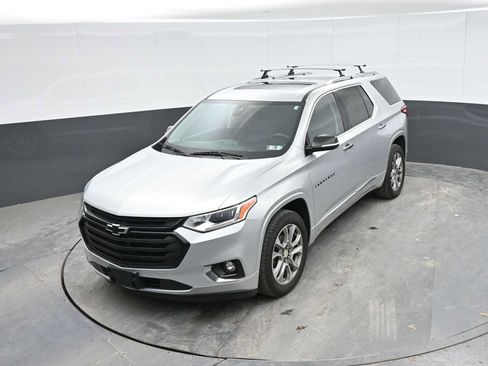 Used 2019 Chevrolet Traverse Premier w/ LPO, Blackout Package AWD/4WD image 36