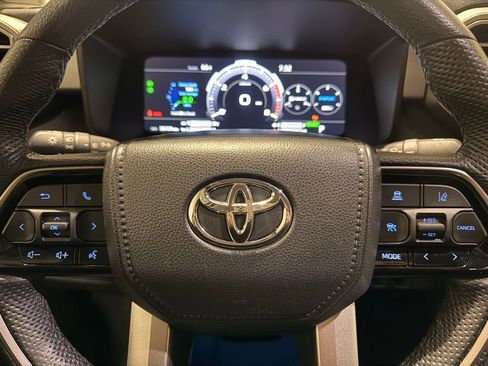 Used 2024 Toyota Tundra Limited image 19
