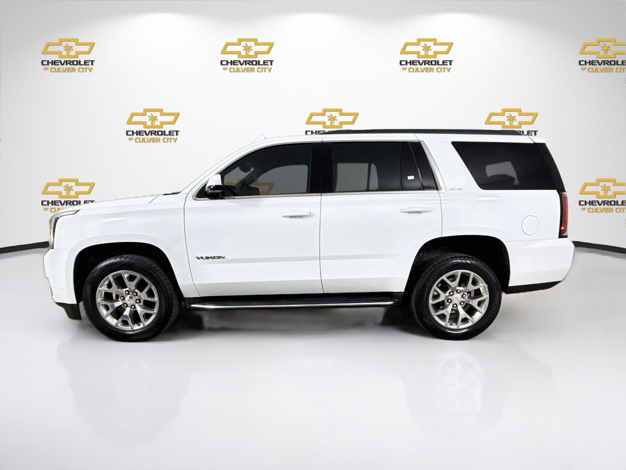 Used 2019 GMC Yukon SLE w/ SLE Value Package RWD image 5