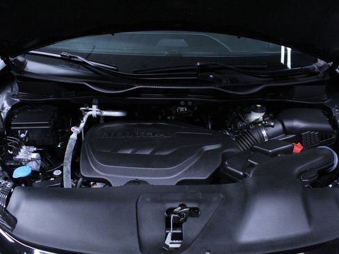 Used 2023 Honda Odyssey Sport image 13