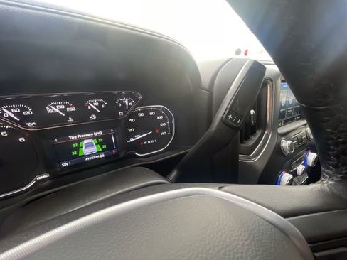 Used 2022 GMC Sierra 1500 Elevation image 25