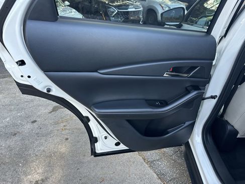 Used 2022 MAZDA CX-30 AWD 2.5 S w/ Preferred Package image 26