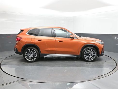 New 2025 BMW X1 xDrive28i w/ Technology Package image 26