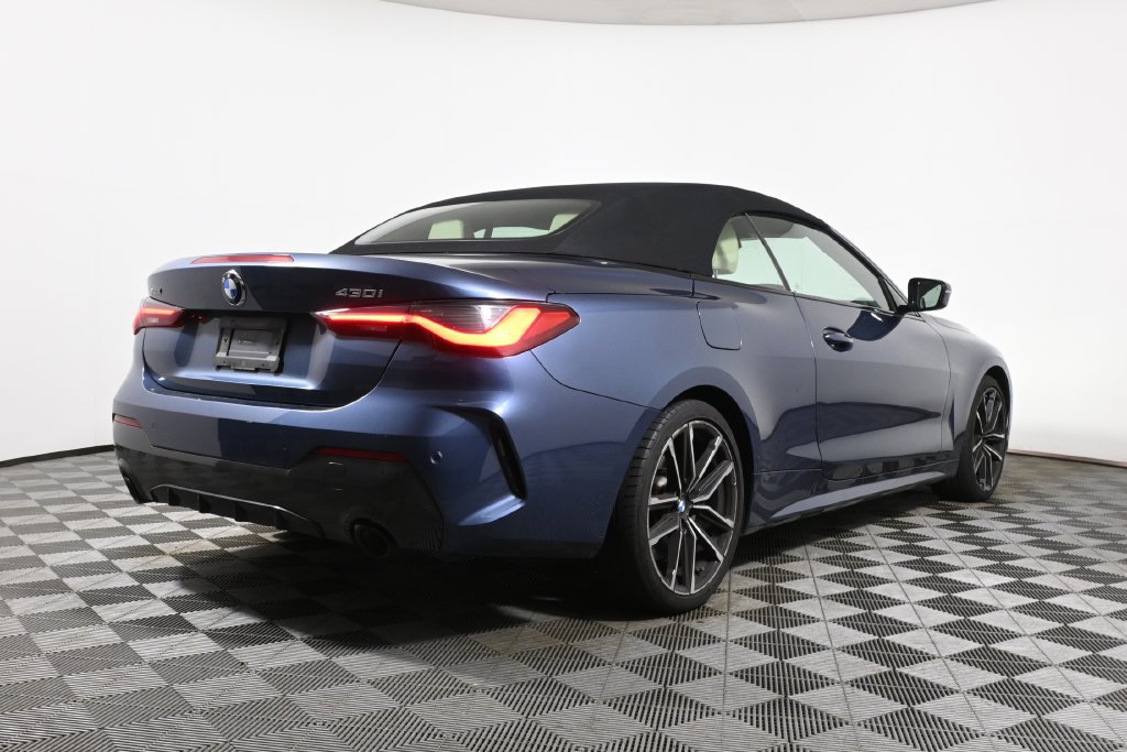 Used 2024 BMW 430i xDrive Convertible w/ M Sport Package AWD/4WD image 11