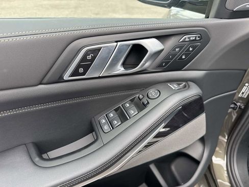 New 2026 BMW X7 xDrive40i w/ Executive Package image 19