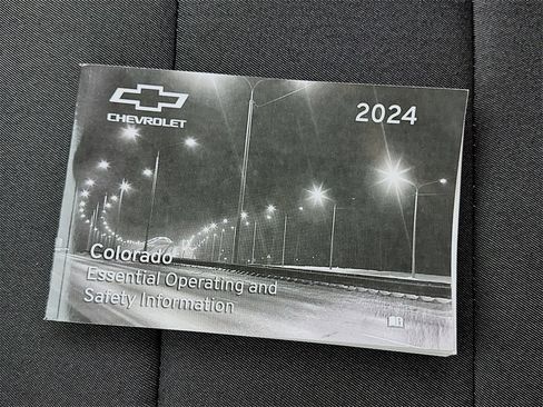 Used 2024 Chevrolet Colorado Trail Boss w/ Advanced Trailering Package image 46