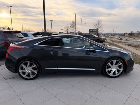 Used 2014 Cadillac ELR w/ Luxury Package image 10