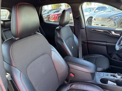 Used 2024 Ford Escape ST-Line image 19