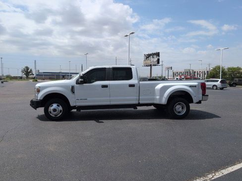 Used 2022 Ford F350 XL w/ STX Appearance Package AWD/4WD image 4