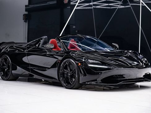 Used 2024 McLaren 750S Spider RWD image 1