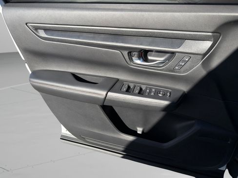 Certified 2025 Honda CR-V Sport-L image 30