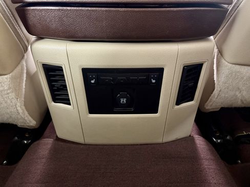 Used 2018 RAM 3500 Laramie image 23